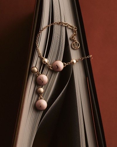 Louis Vuitton - Qixi "Bibliothèque"